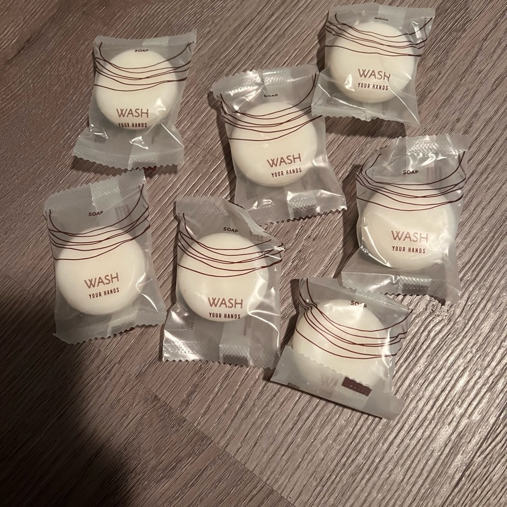 New Gflamenities Travel Size Soap Lot of 7 Made in Italy 0.7 oz / 20g